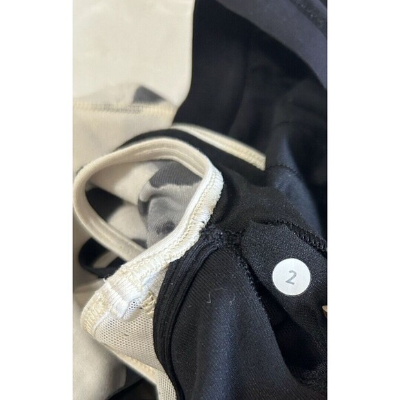 Lululemon Dance to Yoga Tank Top Pretty Plume Angel Wing Gray Size 2 - Picture 9 of 10